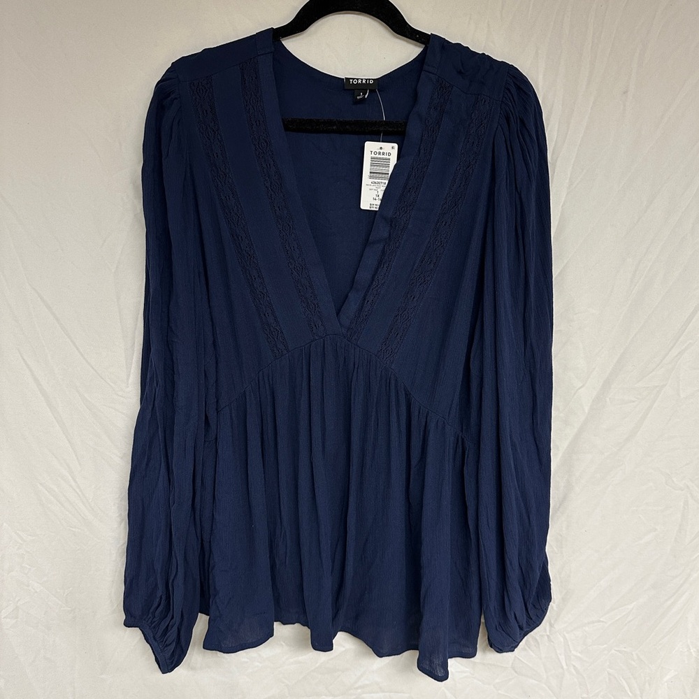 NWT Torrid Top - Navy - Size 1X